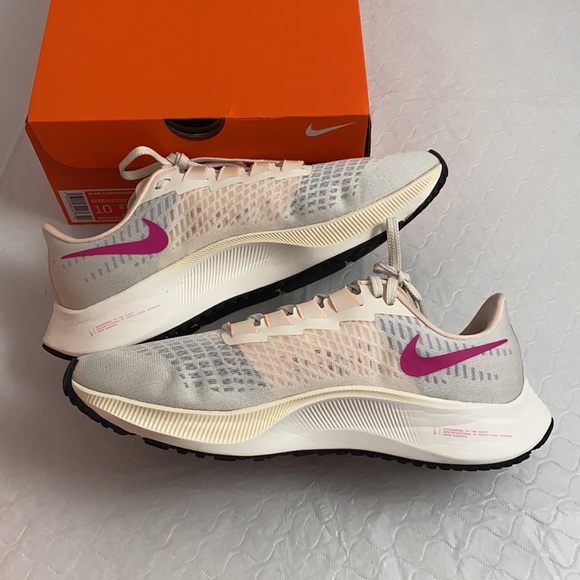 Nike Air Zoom Pegasus 37 Pale Ivory running sneakers size 10 - Picture 5 of 14